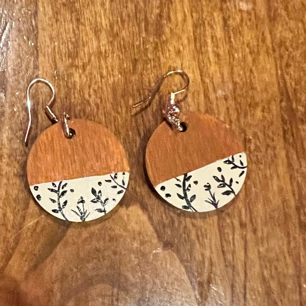 Hand painted earrings.. Petite floral pattern